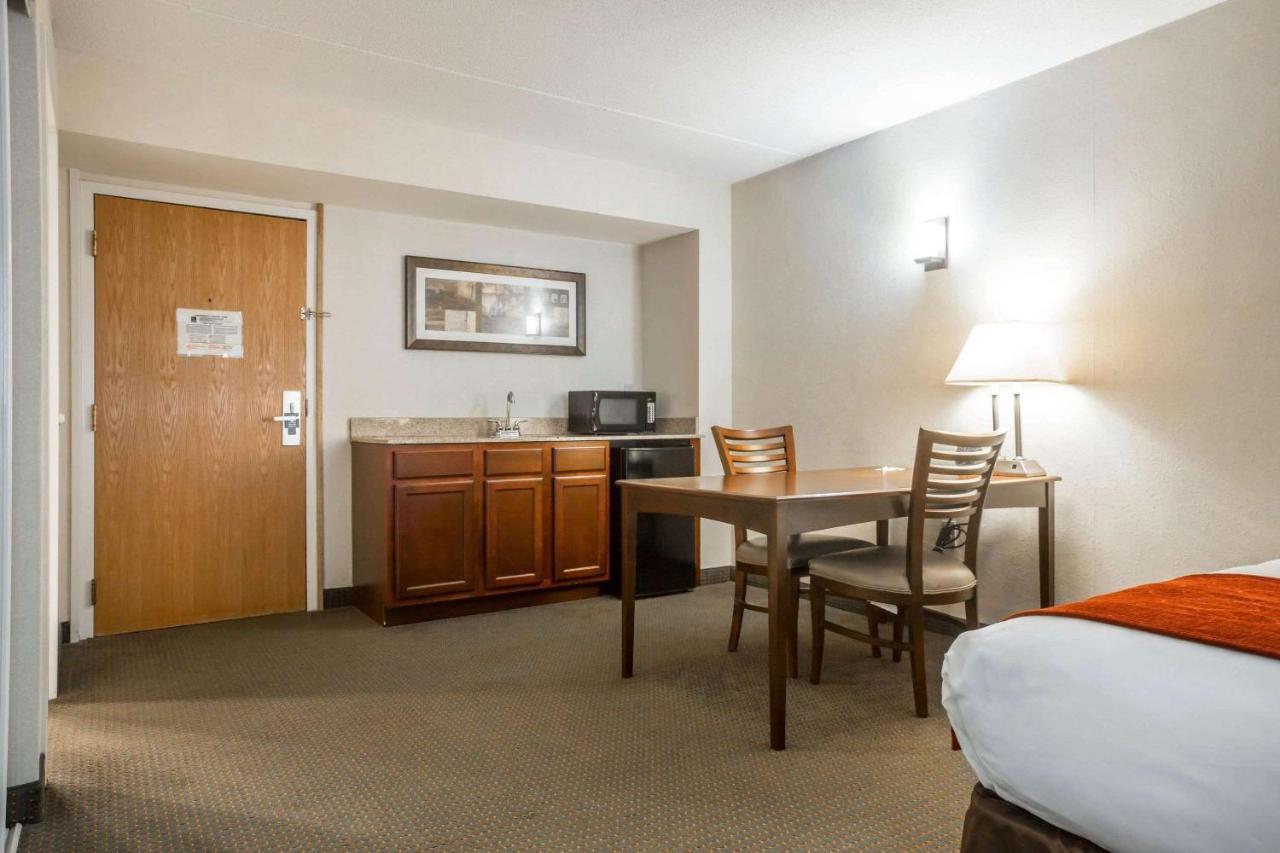Comfort Suites South Burlington Near University Extérieur photo