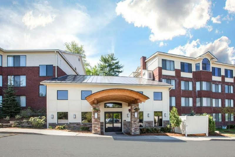 Comfort Suites South Burlington Near University Extérieur photo